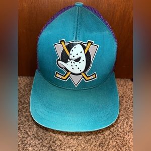 Vintage American needle Mighty Ducks 20th anniversary hat
